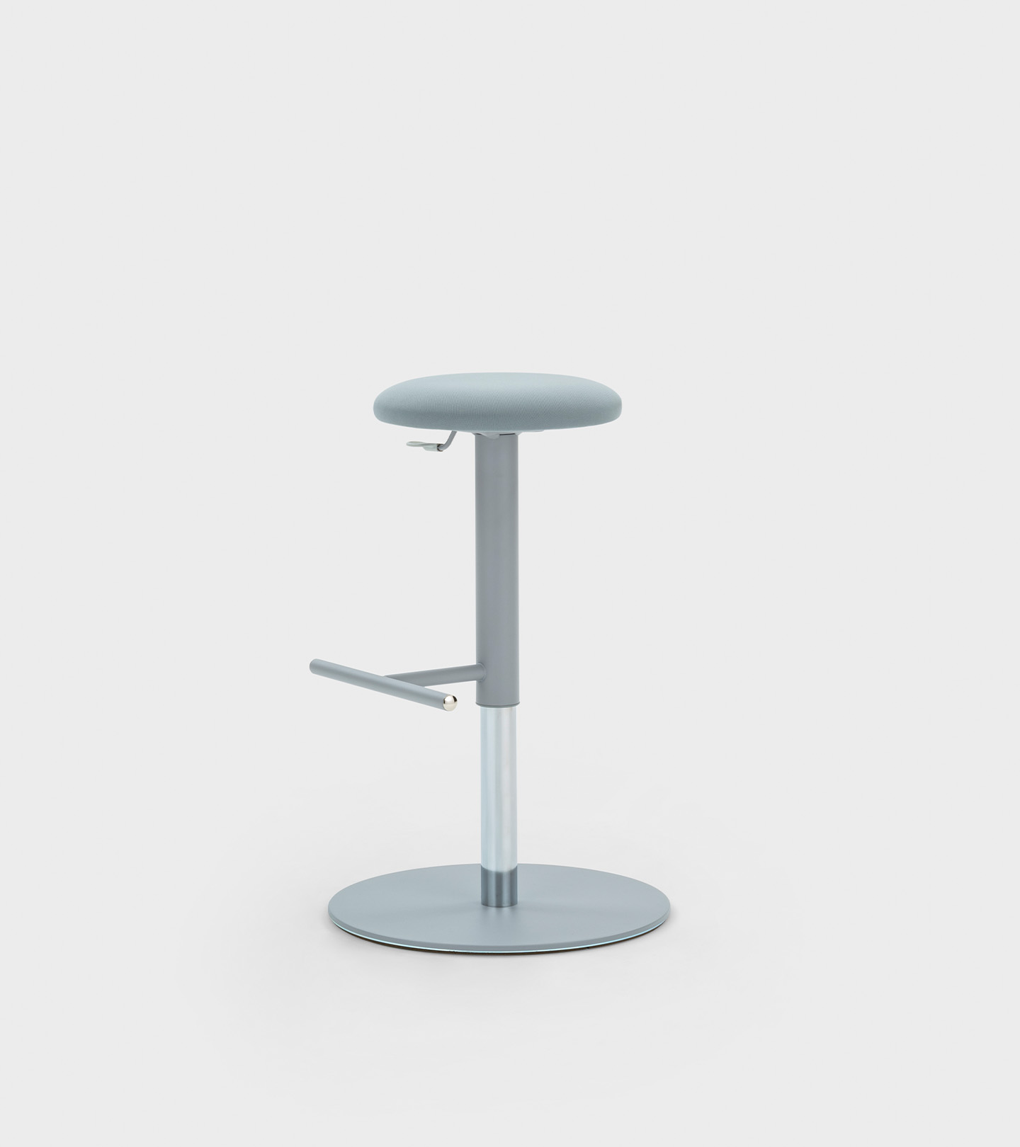 immagine sgabello in acciaio di design joe