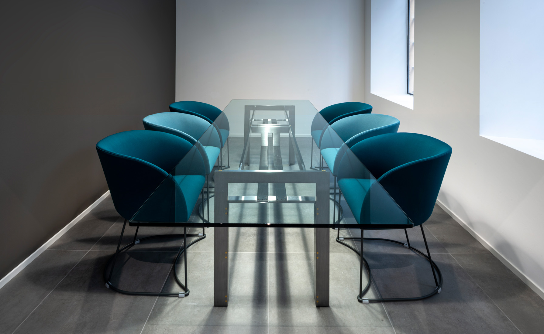 immagine sedie meeting
